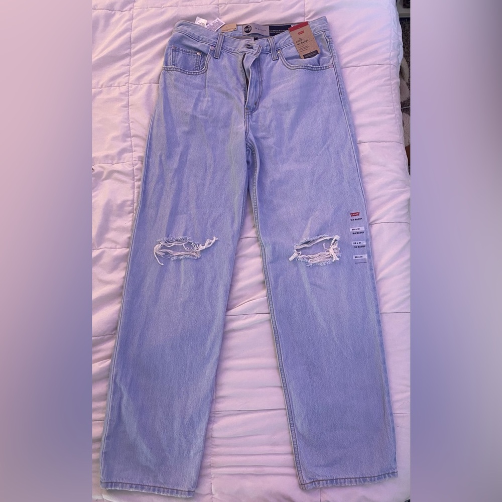 Levi’s Baggy Mom Jeans